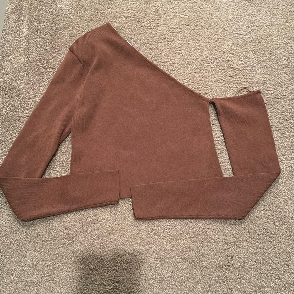 One Shoulder top